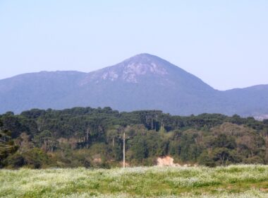 Morro do Anhangava - Wikimedia Commons