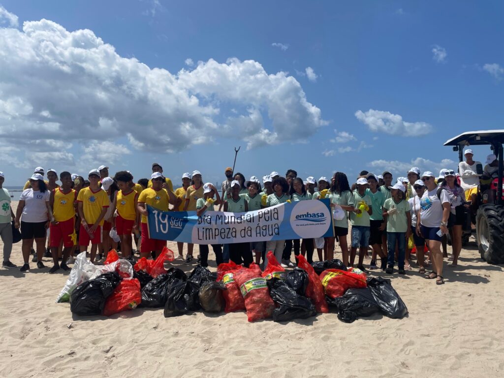 Ações realizadas nesta terça-feira, em Mar Grande, marcam o Dia Mundial pela Limpeza da Água, celebrado na próxima quinta-feira (19) e antecipa o Clean up day, iniciativa mundial que este ano acontece no dia 20 de setembro.